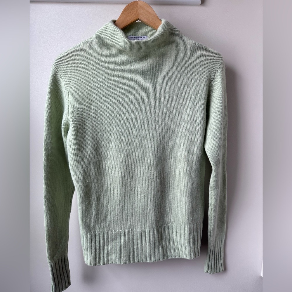 LORD‎ & TAYLOR Vintage 100% Cashmere Sweater Mock Neck Green Cozy Quiet Luxury M